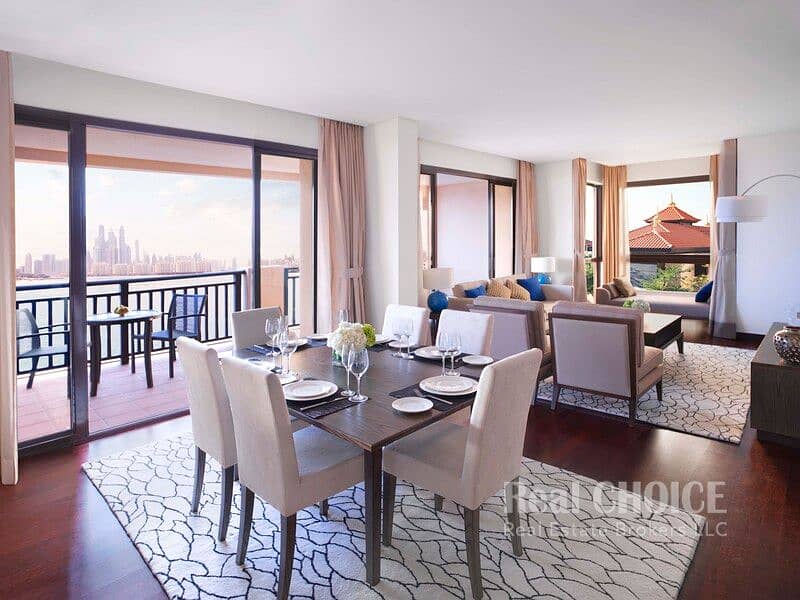 2 Anantara_The_Palm_Dubai_Resort_Guest_Room_Two_Bedroom_Apartment_Living_and_Dining_Area(1). jpg