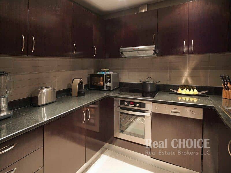 4 Anantara_The_Palm_Dubai_Resort_Guest_Room_Two_Bedroom_Apartment_Kitchen. jpg