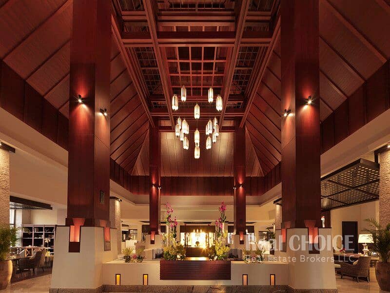 11 Anantara The Palm Dubai Resort - Lobby. jpg