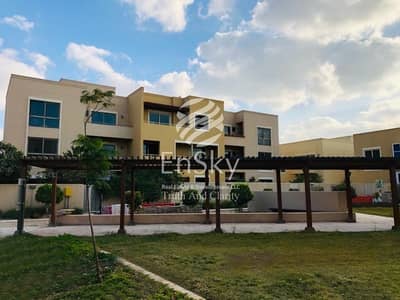 Type S 4BR + M Townhouse at an Amazing Price! Type S 4BR + M Townhouse at an Amazing Price!