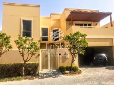 Spacious 4BR Villa with Pool Spacious 4BR Villa with Pool