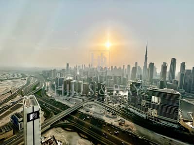 1 Bedroom Flat for Rent in Business Bay, Dubai - Vacant Burj Khalifa View|Sky-High Living