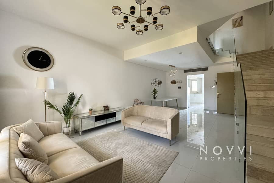 Fully Furnished | Townhouse | Vacant Fully Furnished | Townhouse | Vacant