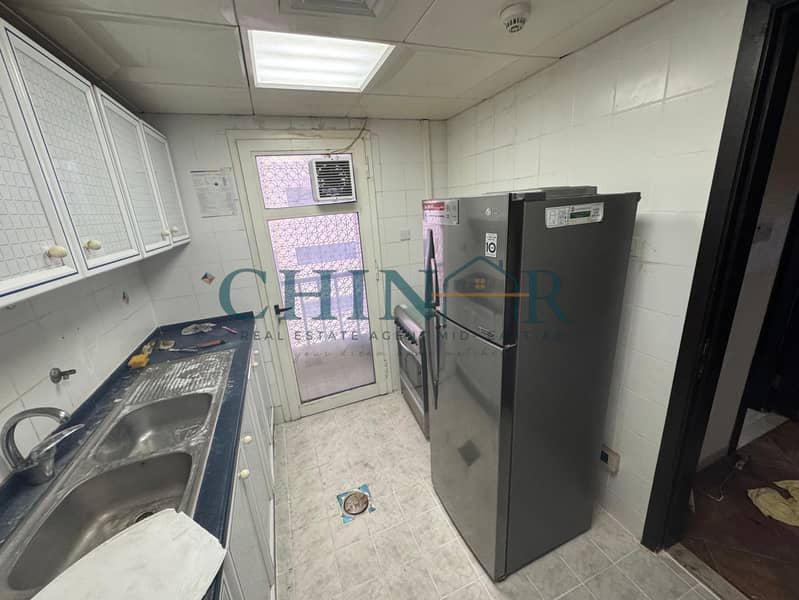12 654ddd1c-da00-41d8-938c-4cd3feb8792c. jpg