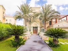Entertainment Foyer | On Main Lake | VOT