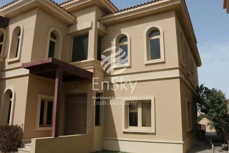 Amazing 4 Bedroom Townhouse with Corner View Amazing 4 Bedroom Townhouse with Corner View