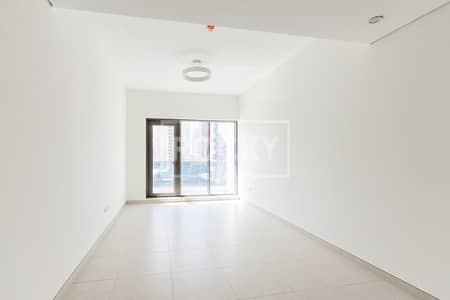 2 Bedroom Flat for Rent in Business Bay, Dubai - Canal View | On Low Floor | Vacant Unit