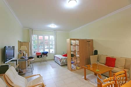 Large Studio | Lake Apartments | Furnished Large Studio | Lake Apartments | Furnished