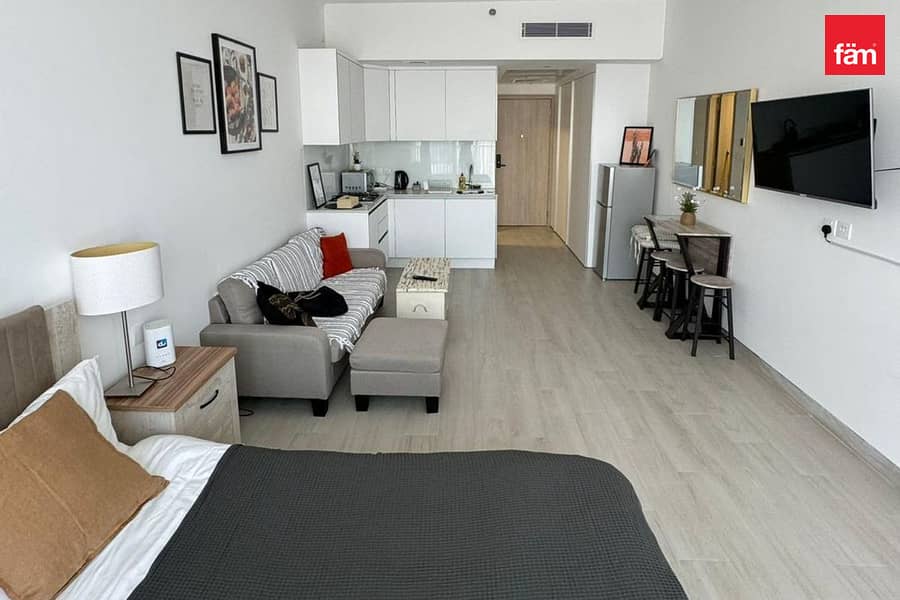 Fully furnished | Gym+ Pool | Vacant | Best Price Fully furnished | Gym+ Pool | Vacant | Best Price