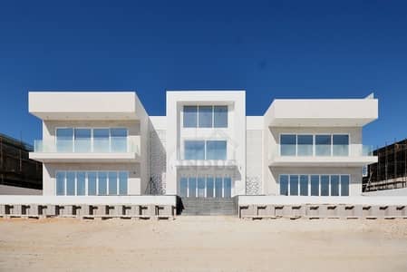 BRAND NEW VILLA FOR SALE IN PALM JUMEIRAH BRAND NEW VILLA FOR SALE IN PALM JUMEIRAH
