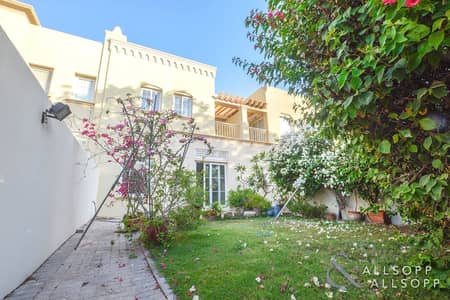 2 Bedroom Villa | 4M | Vacant on Transfer 2 Bedroom Villa | 4M | Vacant on Transfer