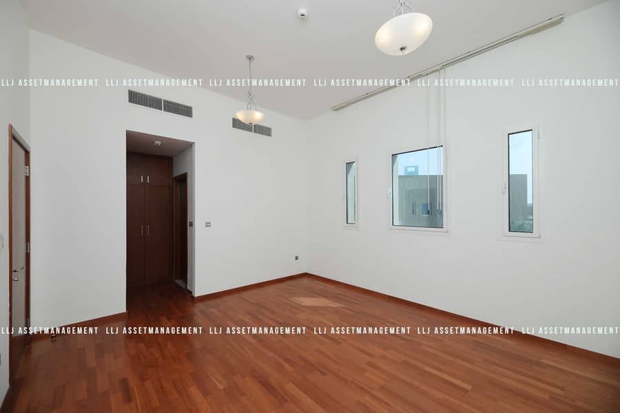 16 0V9A8881. jpg