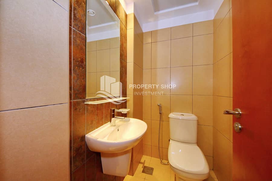 13 3-br-apartment-al-reem-island-shams-abu-dhabi-beach-tower-a-powder-room. JPG