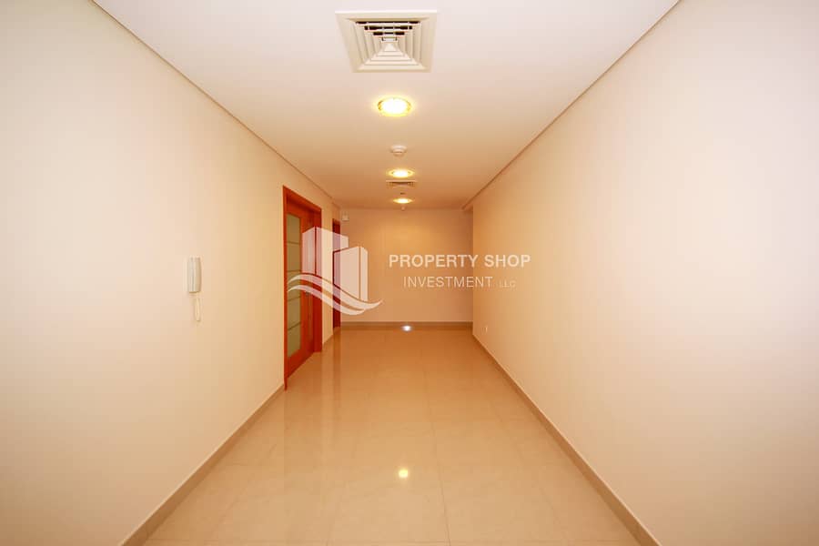 3 2-br-apartment-al-reem-island-shams-abu-dhabi-beach-tower-b-foyer. JPG
