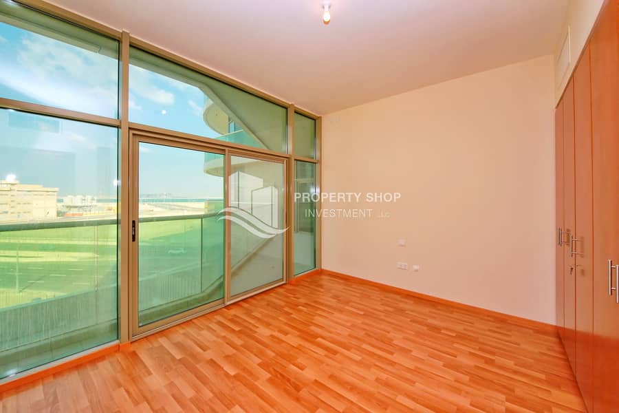 5 2-br-apartment-al-reem-island-shams-abu-dhabi-beach-tower-b-bedroom-2. JPG