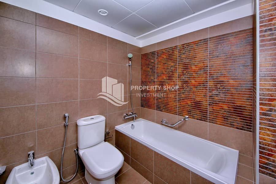 13 2-br-apartment-al-reem-island-shams-abu-dhabi-beach-tower-b-bathroom-2. JPG