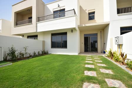 Brand New Single Row Type 6| 3BR+M Townhouse Brand New Single Row Type 6| 3BR+M Townhouse