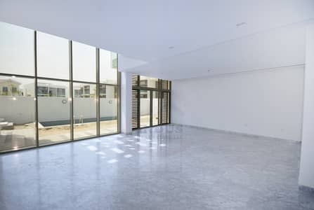 Ready to Move in Villa for Sale in District One MBR Ready to Move in Villa for Sale in District One MBR