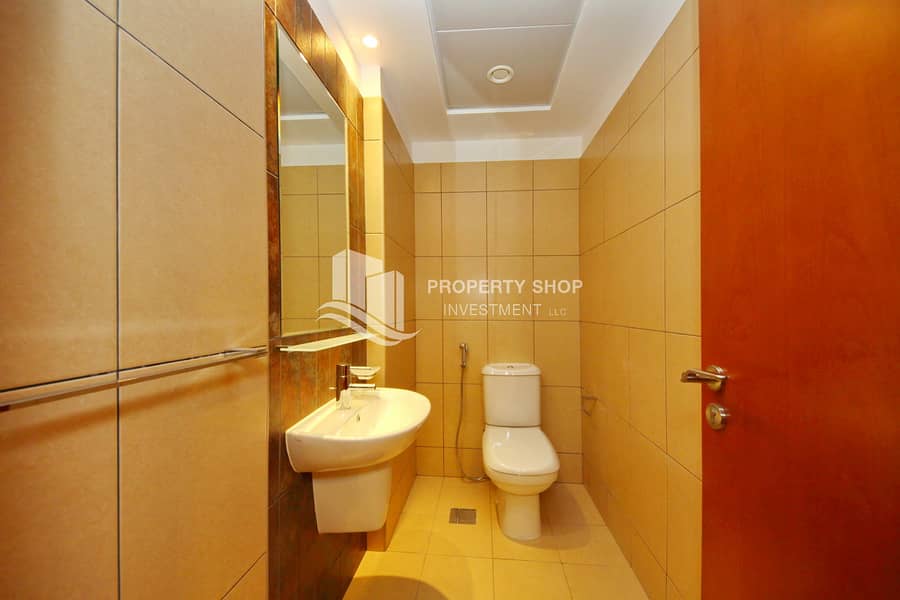 10 1-br-apartment-al-reem-island-shams-abu-dhabi-beach-tower-b-powder-room. JPG