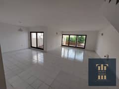 فیلا في جميرا 2،جميرا 3 غرف 245000 درهم - 9922440