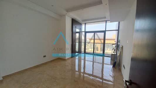 3BR Duplex | Villa View | 110K