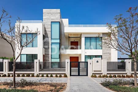 Ready to move | Fully upgraded | Custom build