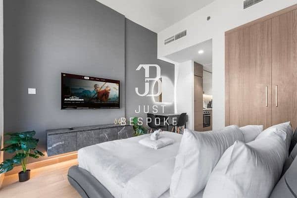 2 Azizi 48- bedroom. jpg