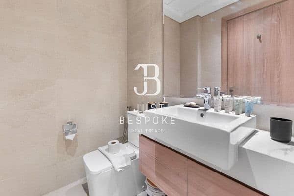 8 Azizi 48 bathroom. jpg