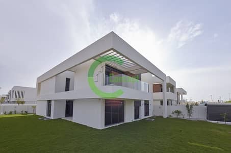 Amazing Offer! To Own This Luxury Villa! Amazing Offer! To Own This Luxury Villa!