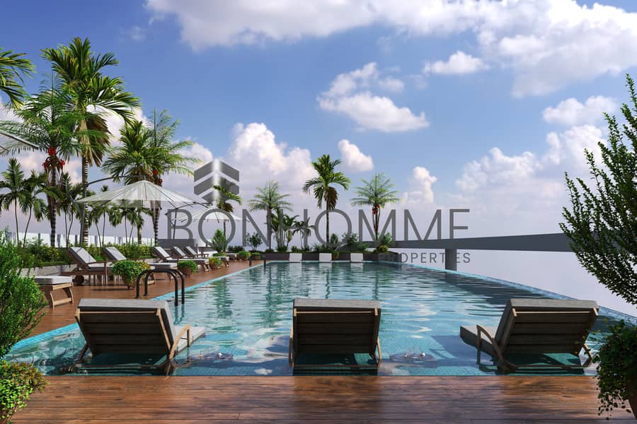 24 POOL CAM 01. jpg
