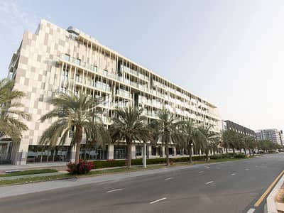 1 Bedroom Apartment for Rent in Al Raha Beach, Abu Dhabi - Vacant Now | Fully Furnished 1BR| Canal+Pool View