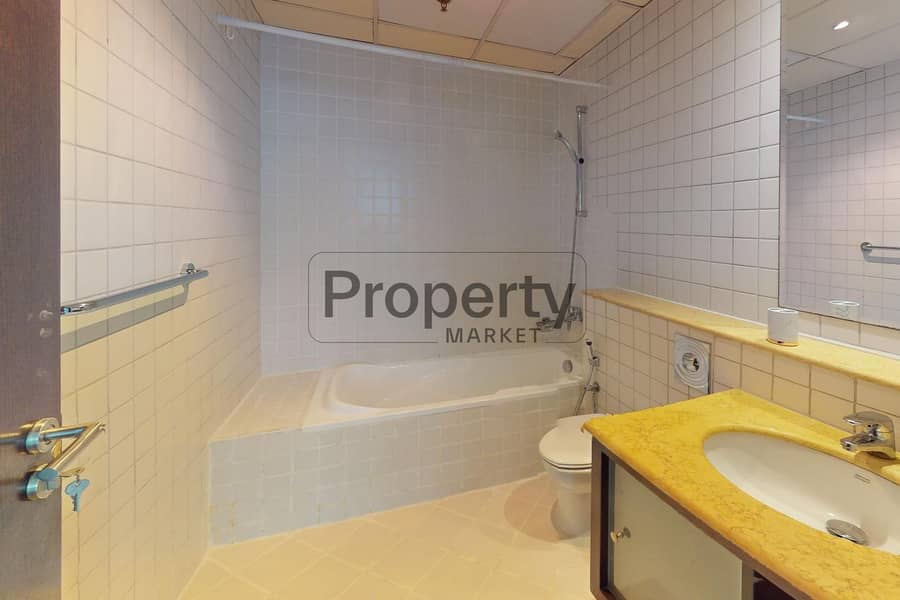 12 Dubai-Marina-Marina-Quays-West-1BR-Unfurnished-Bathroom. jpg