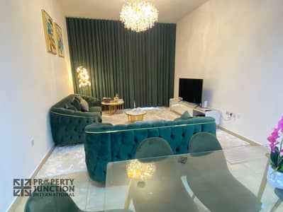 Lavishly Styled | Spacious Unit | Community View |