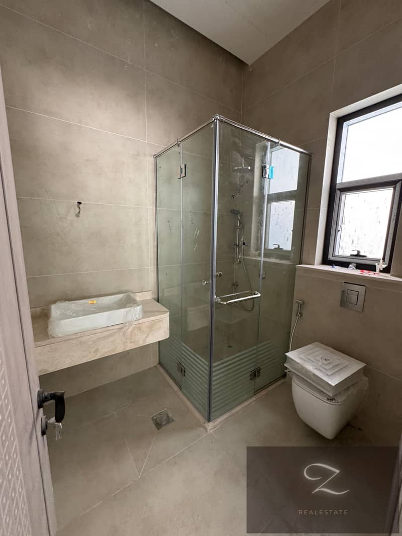 17 769ae385-6996-4c2. jpg