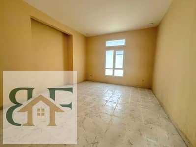4BED VILLA G+2 WITH MAID ROOM BIG AERA FOR PARKING 105K