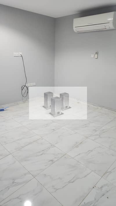 Spacious || Free W/E WIFi  || 2BR 1st Floor || Elevator  || AL Ain