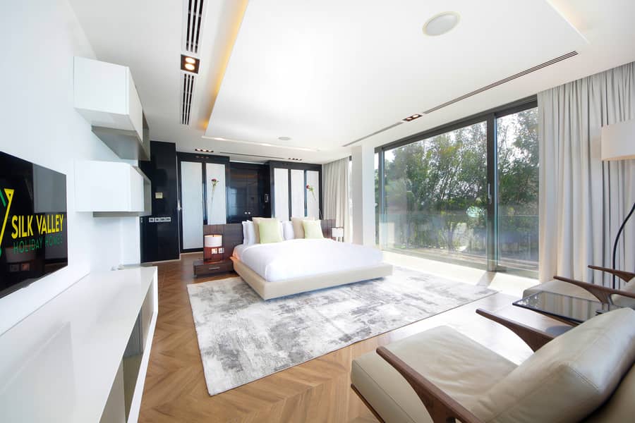 5 Bedrooms (13). jpg