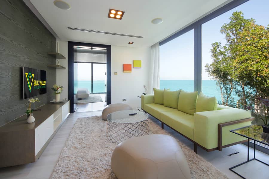 15 A2 - Livingr room Upstair (3). jpg