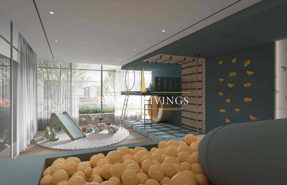 7 Property-For-Sale-in-One-Beverly-scaled. jpg