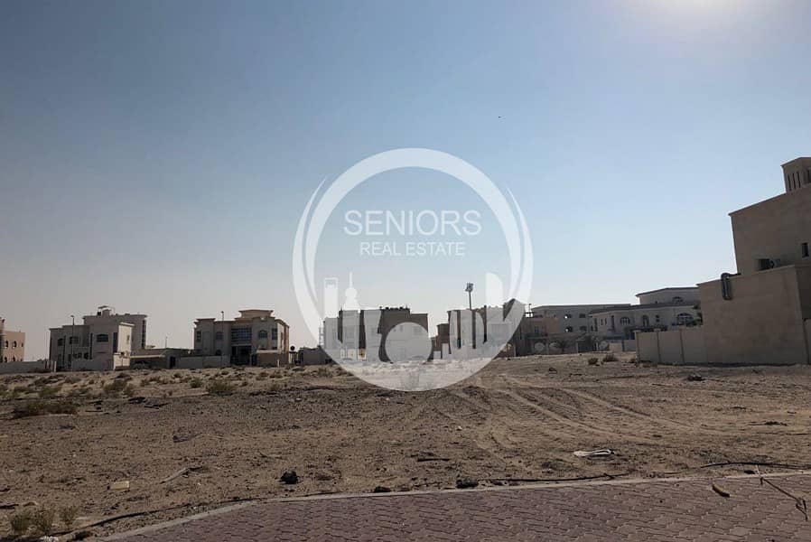 Huge Industrial land in Mussafah for Sale