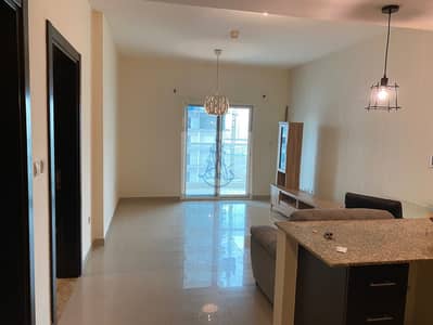 1 Bedroom Flat for Rent in Dubai Sports City, Dubai - thumbnail_1. jpg