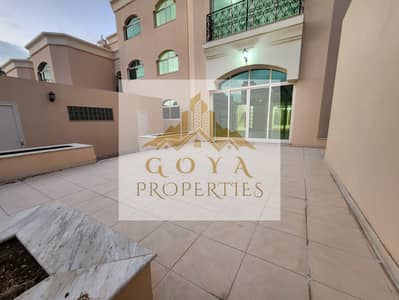 Private Entrance & Garden / 7 Master / Driver Room
