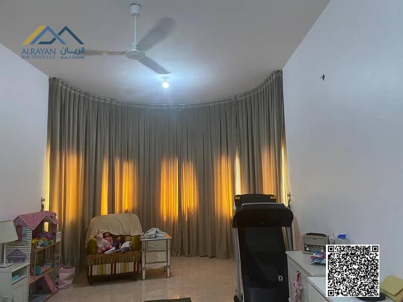24 ca1ef067-5512-466d-a1f7-7f72682ba1d2. jpg