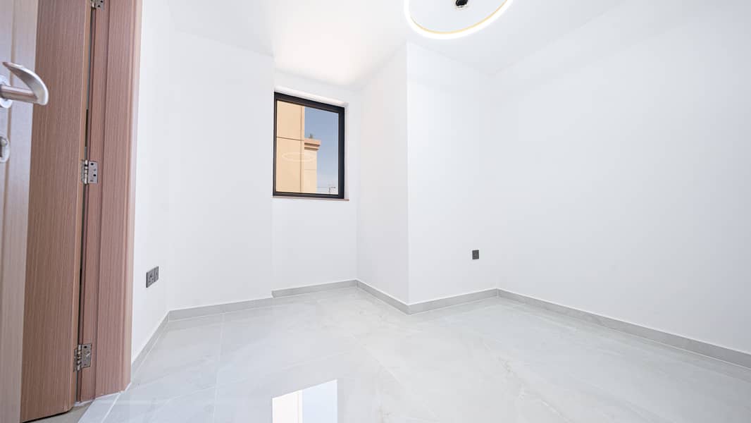 13 SRJ05291-Edit. jpg