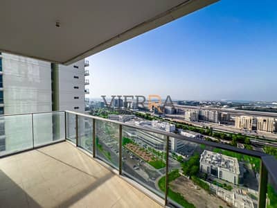 فلیٹ 3 غرف نوم للايجار في مدينة زايد الرياضية، أبوظبي - Balcony 2 view. jpg