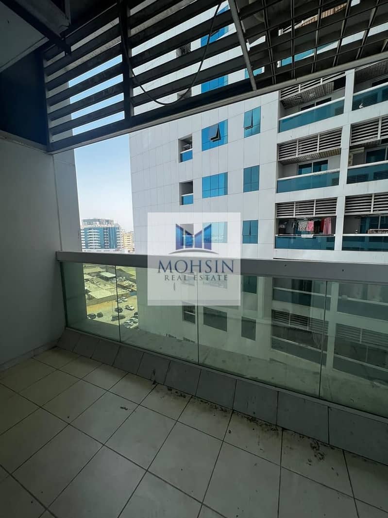 12 412ebec0-71af-4c87-8de5-d758c2821a8b. jpg