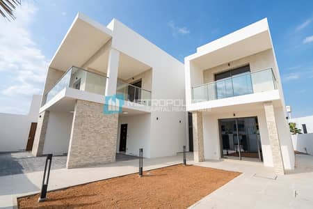 4 Bedroom Villa for Sale in Yas Island, Abu Dhabi - Hot Deal and Luxurious|Partial Golf View|Type 4SB