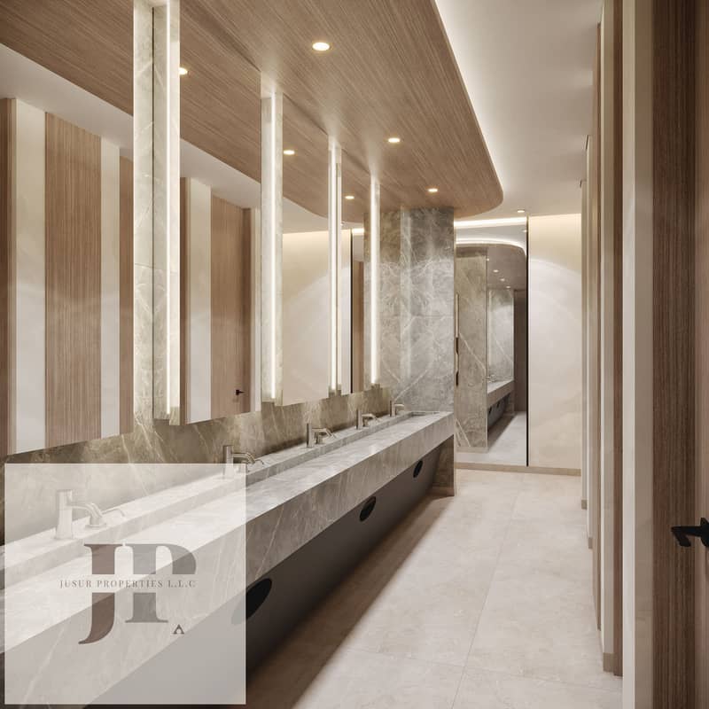 12 Changing Room01 - Copy. jpg