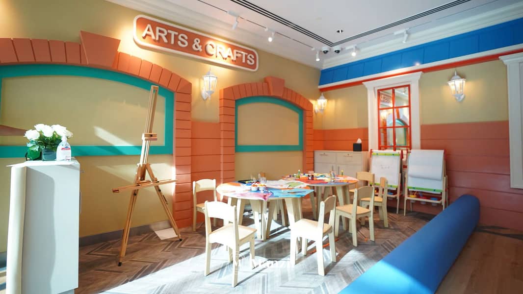 18 DXBGH-P0771-Roli-Poli-Kids-Club-Arts-And-Crafts. 16x9. jpg