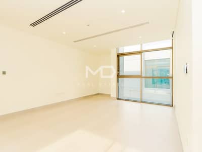 Corner Unit | Large Plot | Handover Soon